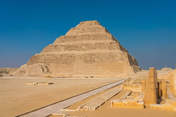 Djoser Nebo Krok Pyramida První Pyramida Postavena Egyptě Saqqara Egypt — Stock fotografie
