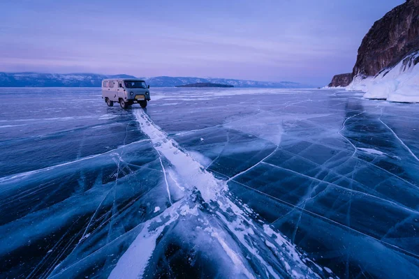 Schöne Dämmerung Zugefrorenen Baikalsee Winter Insel Olchon Sibirien Russland Asien — Stockfoto