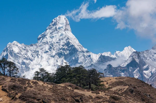 Ama Dablam mountain peak, the most famous peak in Everest base camp trekking, Himalaya mountains range Nepal, Asia