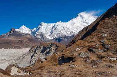 Cho Oyu dağı zirvesi, dünyanın altıncı en yüksek zirvesi, Himalaya dağları Nepal, Asya 'da.