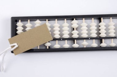 Abaküs ve paralar. İş kavramı