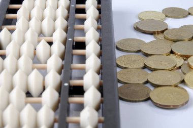 Abucas ve kağıt iş kavramsal metni etiketleme. 