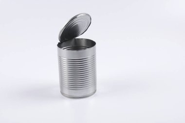 Boş oped Alüminyum miyim izole üzerinde beyaz.