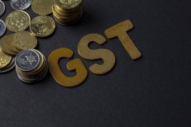 Blackboard ile kelime Gst (hükümet hizmet vergisi) sikkelerinde. İş kavramı