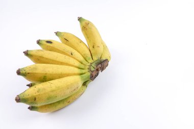 Beyaz arkaplanda izole edilmiş muz.
