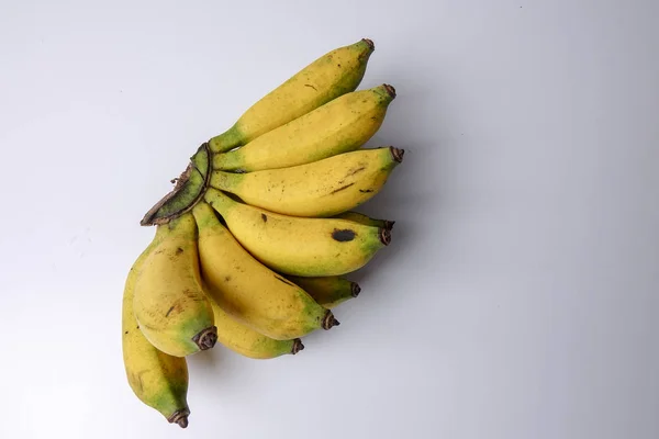 Banan isolerad på vit bakgrund. — Stockfoto