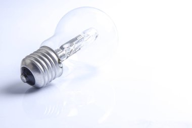 Ampul, fikirler konsepti. Açığa çıkan resim üzerine.