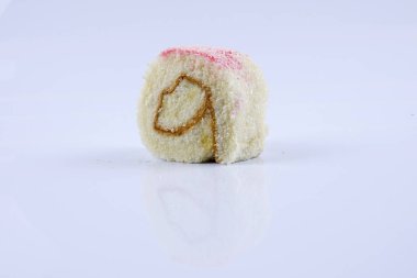 Pasta rulosu. beyaz üzerine izole.