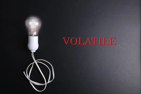 Ampoule Clavier Noir Avec Innovation Mots Conceptuels Stratégiques Faible Lumière — Photo