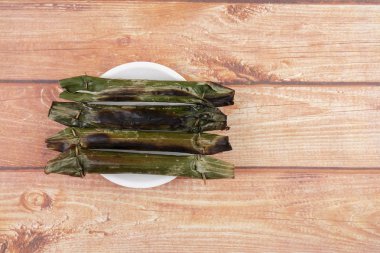 Pulut panggang veya ızgara yapışkan pirinç paket, Malay dili veya Nonya mutfağı Malezya en popüler