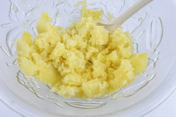 Püre patates yapımında.