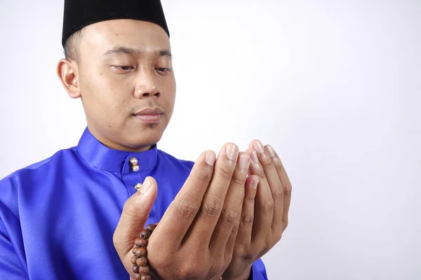 Muçulmano orando com Tasbih — Fotografia de Stock