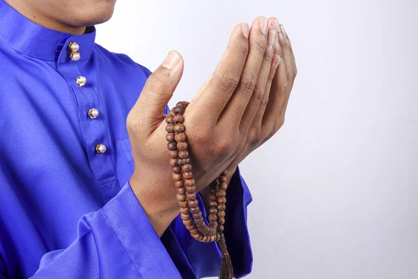 Müslüman Tasbih ile dua — Stok fotoğraf