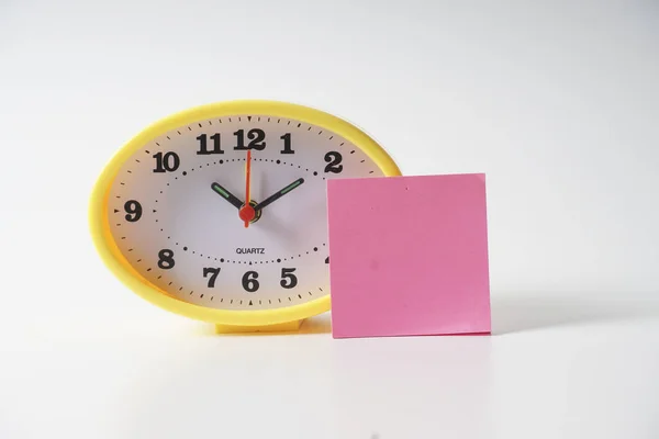 Zaman Yönetimi Kavramsal Metin Notu Üzerinde Sarı Masa Saati — Stok fotoğraf