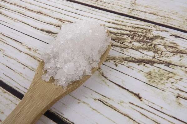 Garam Laut Dalam Sendok Kayu Juga Disebut Garam Bay Atau — Stok Foto