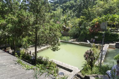 Bali, Endonezya , Nisan 2016. Kaplıca Hava Panas Banjar. Bali Turistik cazibe nokta.