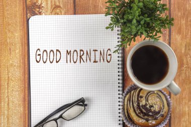 El üstünde klavye siber güvenlik kavramsal metinle çalışma. 