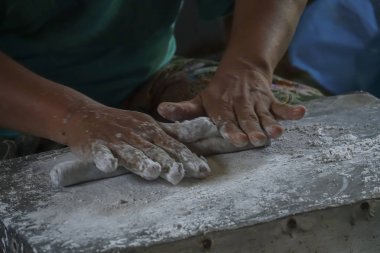 Geleneksel gelir, East Coast Malezya popüler geleneksel bir yemek yapma. Bulanık resim