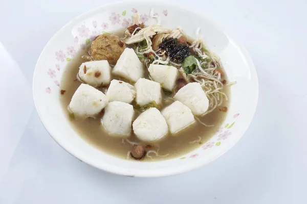 Soto Noodles comida indonésia Fundo isolado — Fotografia de Stock