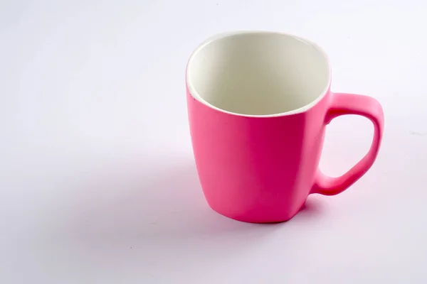 Caneca colorida isolada em branco — Fotografia de Stock