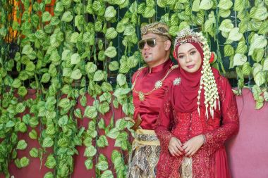 Geleneksel Cava düğün çift gelin ve damat Garden