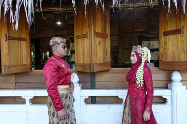 Geleneksel Cava düğün çift gelin ve damat Garden