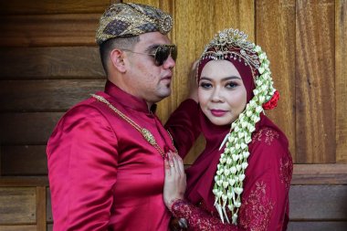 Geleneksel Cava düğün çift gelin ve damat Garden