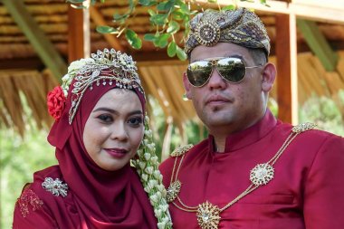 Geleneksel Cava düğün çift gelin ve damat Garden