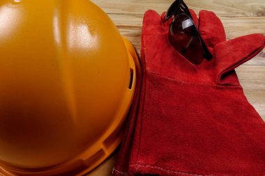 Standart inşaat güvenlik ekipmanları