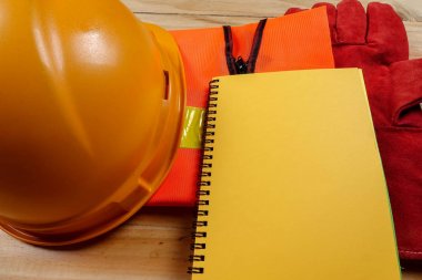 Standart inşaat güvenlik ekipmanları