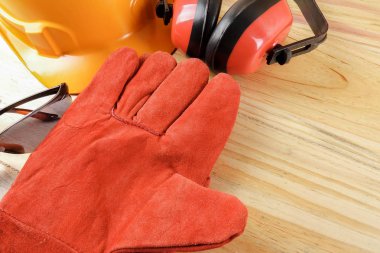 Standart inşaat güvenlik ekipmanları