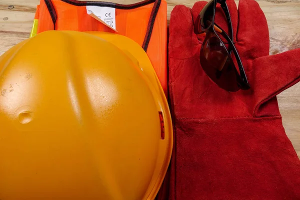 Standart inşaat güvenlik ekipmanları