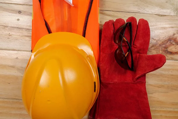 Standart inşaat güvenlik ekipmanları