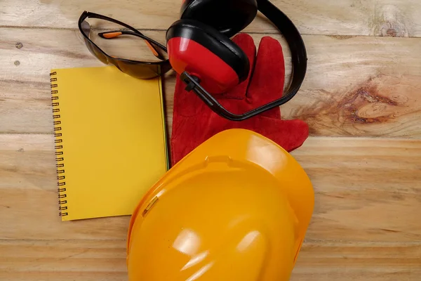 Standart inşaat güvenlik ekipmanları