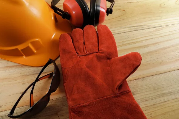 Standart inşaat güvenlik ekipmanları