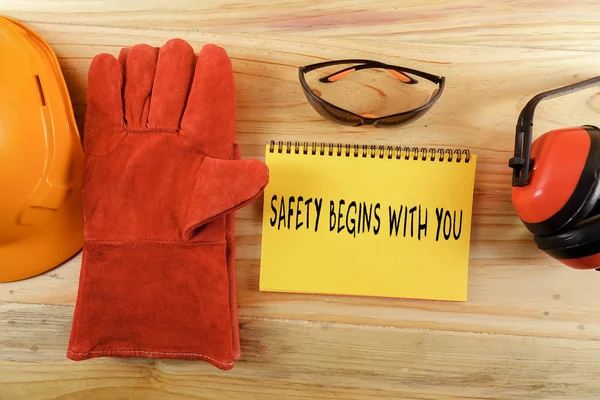 Standart inşaat güvenlik ekipmanları