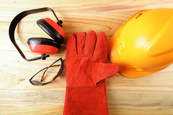 Standart inşaat güvenlik ekipmanları