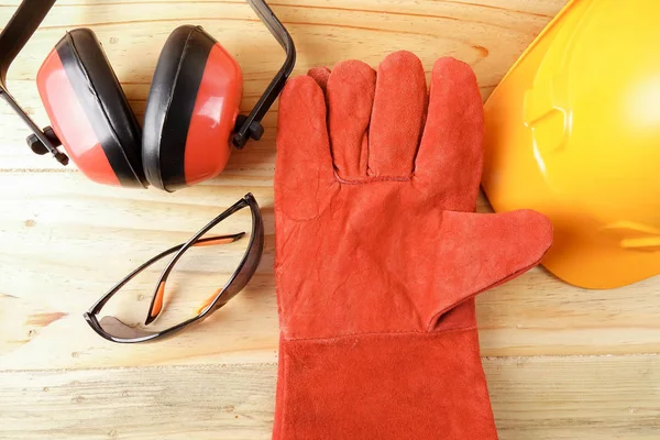 Standart inşaat güvenlik ekipmanları