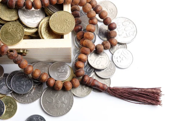 Coins Wooden Box Rosary Islamic Finance Banking Concept — Stock Photo, Image