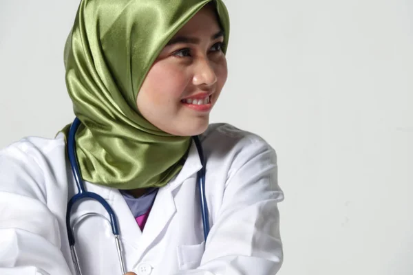 Smiling Female Doctor Holding Heart Shape Studio Portrait Isolated White — Stock Photo, Image