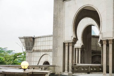 Kuala Lumpur, 12 Ocak 2018. Caminin tasarım ağır Sultanahmet Istanbul, Türkiye'de etkilediği Osmanlı ve Malay mimari stillerinin bir karışımı olduğu Federal Camii, Kuala Lumpur, Malaysia.The dış