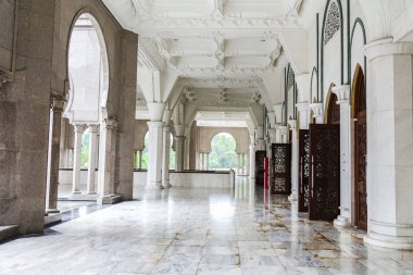Kuala Lumpur, 12 Ocak 2018. Caminin tasarım ağır Sultanahmet Istanbul, Türkiye'de etkilediği Osmanlı ve Malay mimari stillerinin bir karışımı olduğu Federal Camii, Kuala Lumpur, Malaysia.The dış