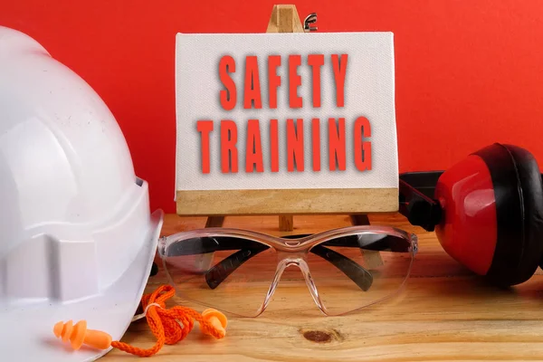 HEALTH AND SAFETY CONCEPT. Personal protective equipment on wood — Stock Photo, Image