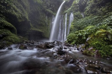 Lombok, Endonezya inanılmaz şelale.