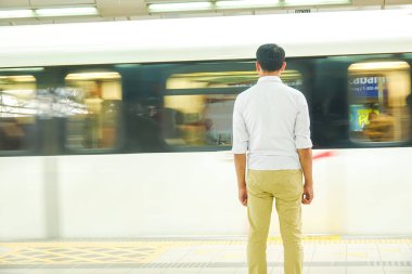 Kuala Lumpur, 20 Nisan 2018. İnsanlar Kl Sentral tren istasyonunda bulanıklık.
