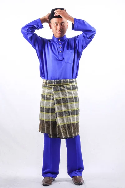 Unga Asiatiska Hane Med Full Klädsel Baju Melayu Nationella Custome — Stockfoto