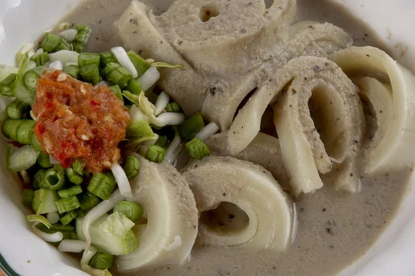 Laksam ココナッツ肉汁と魚の特別な麺 アジアの伝統的な料理 — ストック写真