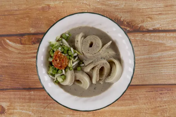 Laksam ココナッツ肉汁と魚の特別な麺 アジアの伝統的な料理 — ストック写真