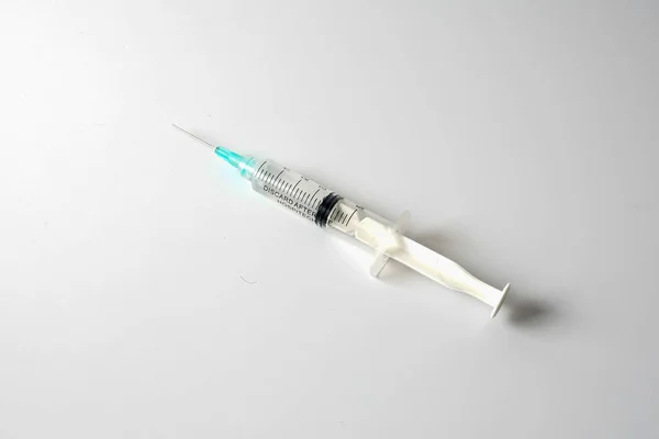 Medicinskt Koncept Med Spruta För Vaccination Isolerad Vitt — Stockfoto