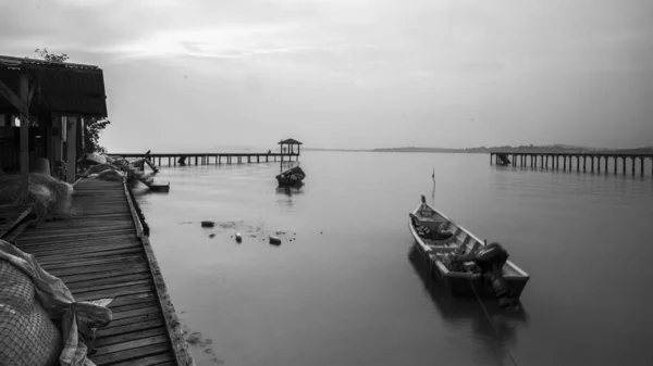 Port Dickson, Malezya 'da eski bir iskele. Uzun pozlama — Stok fotoğraf